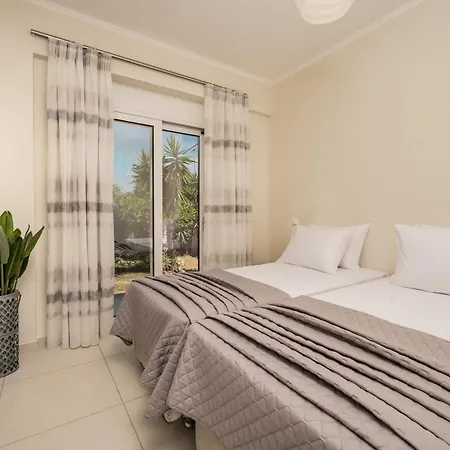 Thomas & Elena House Zante